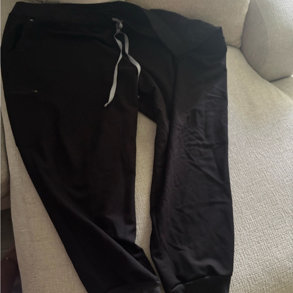 Figs Women's Black Joggers